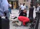 NYPD auxiliary officer assaults shoplift suspect