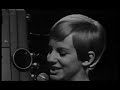 Bev Harrell - What Am I Doing Here With You Bev Harrell - What Am I Doing Here With You