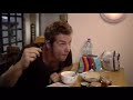 Les c�libattants : le yaourt � la banane