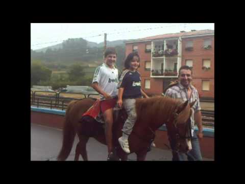 RIBAS DO SIL -AGOSTO DO 2011- CABALOS DIANTE DO CENTRAL