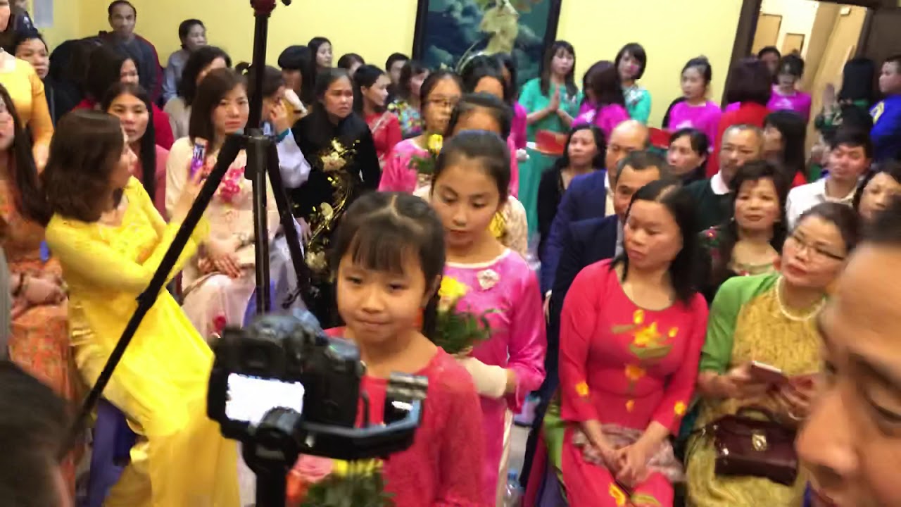 LÊ DÂNG HOA CÚNG PHẬT KHÁNH THÀNH CHÙA MOST