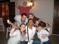 c'est un m�lange d'amour, de gaiet�, de franches rigolades accompagn� de gens qui s'aiment...