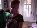 Hayley Williams covering Lady Gaga's "Bad Romance".