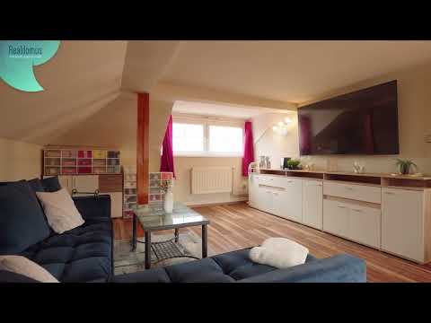 Video Český Krumlov, prostorný dům, dvě bytové jednotky, výhled na zámek