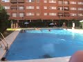 Elsa Pataky y Pilar Rubio en la piscina Elsa Pataky y Pilar Rubio en la piscina