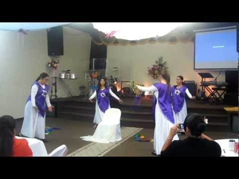 alabanzas y danza - Iglesia vida abundante dancing for the glory of God ! Danzando para la gloria de Dios! God bless! Dios te bendiga!