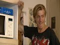 Erik Johansson i den svenska TV-serien Eva & Adam Säsong 2 Erik Johansson i den svenska TV-serien Eva & Adam Säsong 2