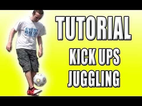 how to properly juggle a soccer ball