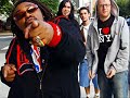 this is a realy good song from skindred and from the new cd roots rock riots ;)enjoy