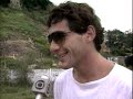 Senna ensina a Xuxa andar de Kart
