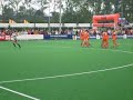 Nederlands Dames team neemt strafcorner tegen Argentinië