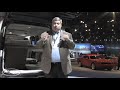 From the 2009 New York Auto Show, Cars.com's Patrick Olsen takes a look at the 2010 Land Rover LR4. It competes with the BMW X5 and Mercedes-Benz M-Class. Shot and produced by: Sarah Gersh Edited by: Lindsay Bjerregaard