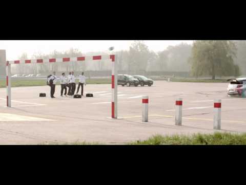 Pub Citroën : Quand Loeb rencontre léquipe de France... 0 Pub Citroën : Quand Loeb rencontre léquipe de France...