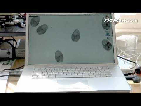 how to clean a laptop screen