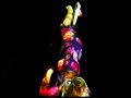 ingrid move flowers2-av-proju1-da-lu