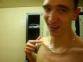 voici une video avec un os particulierement muscler !!!
