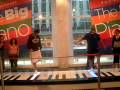 videos de Giant Piano Awesomness