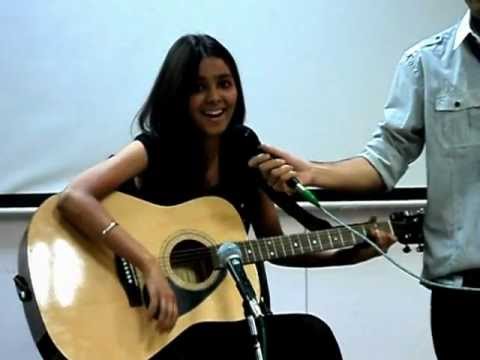 Shraddha Sharma (shraddharockin) Live Performance of Haal-e-Dil at IIT Delhi