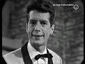 Rudi Carrell singt 