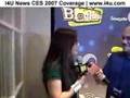 Showdown at CES between Nikki (I4U) and Andru (Gearlive)