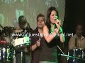 la orquesta punto y final en una presentacion en vivo con los finalistas de 