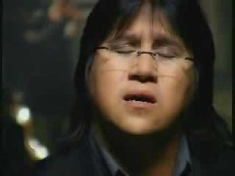 Mi Vida Esta Llena de Ti Señor Roberto Orellana Videoclip Musica Cristiana.wmv