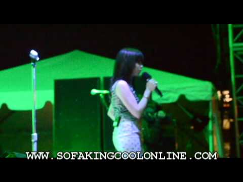 CARLY RAE JEPSEN LIVE - CALL ME MAYBE -.live 6-2-12
