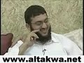 الشيخ أحمد العجمي يلقي قصيدة في ابنة عمر وهو امامة وهناك مواقف مضحكة في الفيديو وهو جميل وطيب