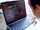 Danae jugando FrozenBubble
