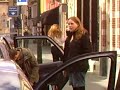 Gala 29-03-08 3, verzamelen bij de auto voor vertrek.