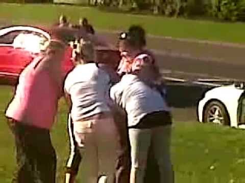 women fight
