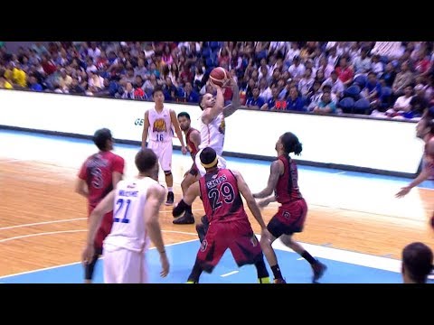 Heruela's pump fake! | PBA Philippine Cup 2019
