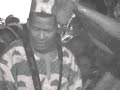 part 2 of the spectacle at famoudou's house in guinea, surrounded by his sons, his group hamana foli kan, and his buddy mamady keita. sorry for the poor quality and editing.