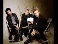 Sum 41 - Confusion and Frustration In Modern Times