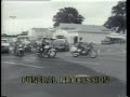 Vintage TV Coverage: Crowd gathers at Graceland (08-17-77) Vintage TV Coverage: Crowd gathers at Graceland (08-17-77)