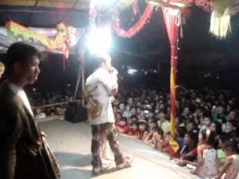 Konser Pitton & Chin su fong di Sungai Pinyuh
