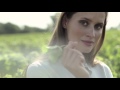 VineActiv Glow Activating Anti-Wrinkle Serum video image 0