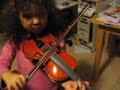 Pierina tocando violin Pierina tocando violin