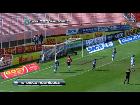 cruz - 2T 30' Gol de Godoy Cruz. Diego Rodríguez de jugada.