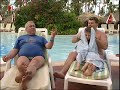Alltagsgeschichte - Neun Flugstunden von zu Hause