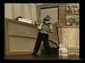 arturo brachetti, the greatest quick change artist in the world, plays this one-man show version of the western movies in disneyland paris. six different characters! awesome!

la magica notte disney, rai uno,1993
