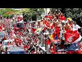 Clemer e Fernandão falam ao mar vermelho no Beira-Rio Clemer e Fernandão falam ao mar vermelho no Beira-Rio