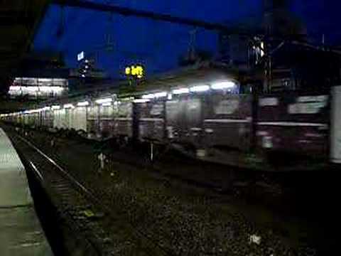 EF65、EF66の重連 貨物列車