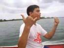 ponchera en el lago
