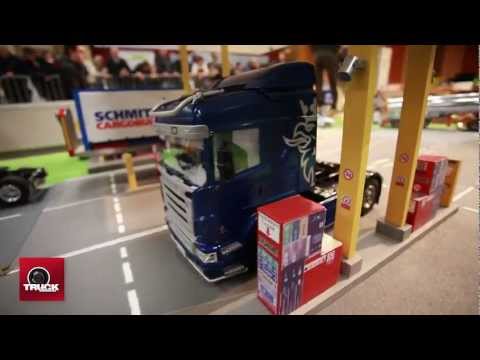 camion scania - http://www.truckeditions.com Sujet Truckeditions Numéro 1 des Camions Maquettes : la plus importante présentation en France C'est au Puy en Velay avec l'appu...