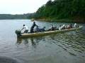 videos de Crossing a wide river in the coastal jungle of Ecuador!