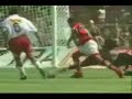 Romario vs Defenders