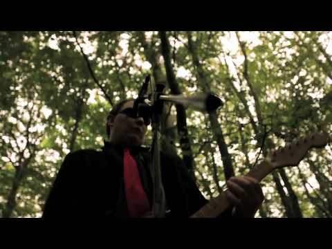 Straight Jacket Legends - Sofia