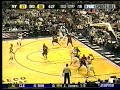 Reggie dunks against the Knicks