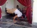 kasim pakistan got talent midair pushup / handstand press ups / push ups